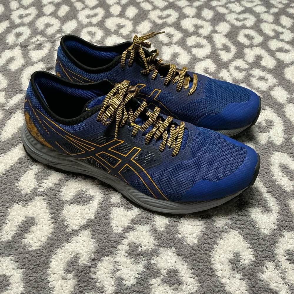 ASICS Men's Athletic Shoes in Blue and Gold Trail Running 10.5